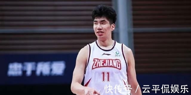 男篮|男篮集训名单公布,阿联晓川落选不意外,余嘉豪郭昊文落选最遗憾