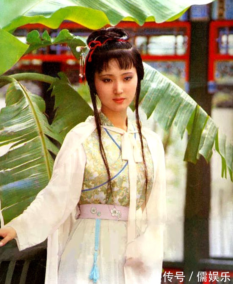 黛玉@陈晓旭,13张红楼梦剧照,真正的古典美人,天上掉下来的林妹妹