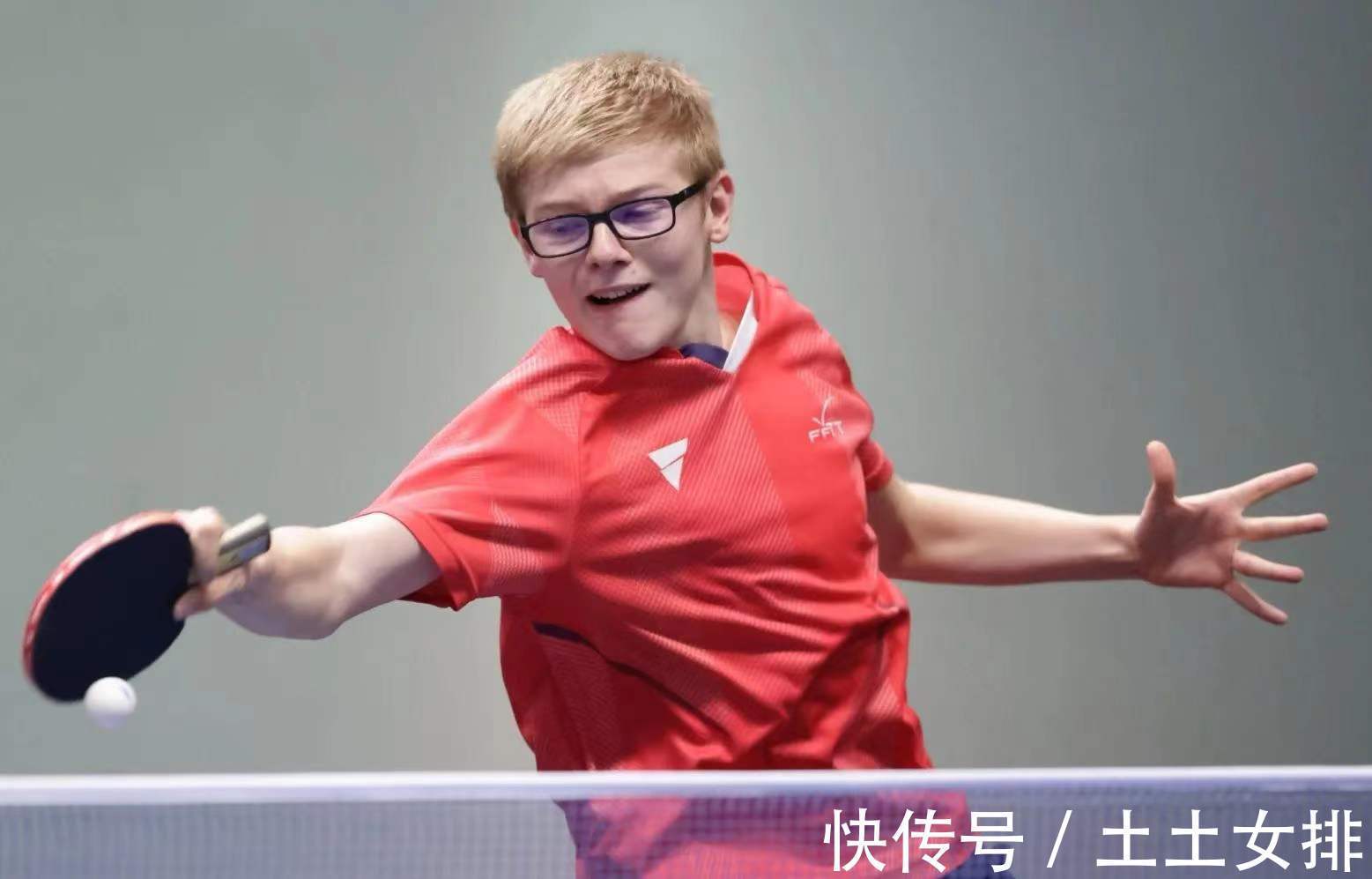 皮克林|法国小将狂轰11-0!直板新星3-4憾负世界亚军,华裔女将爆冷出局