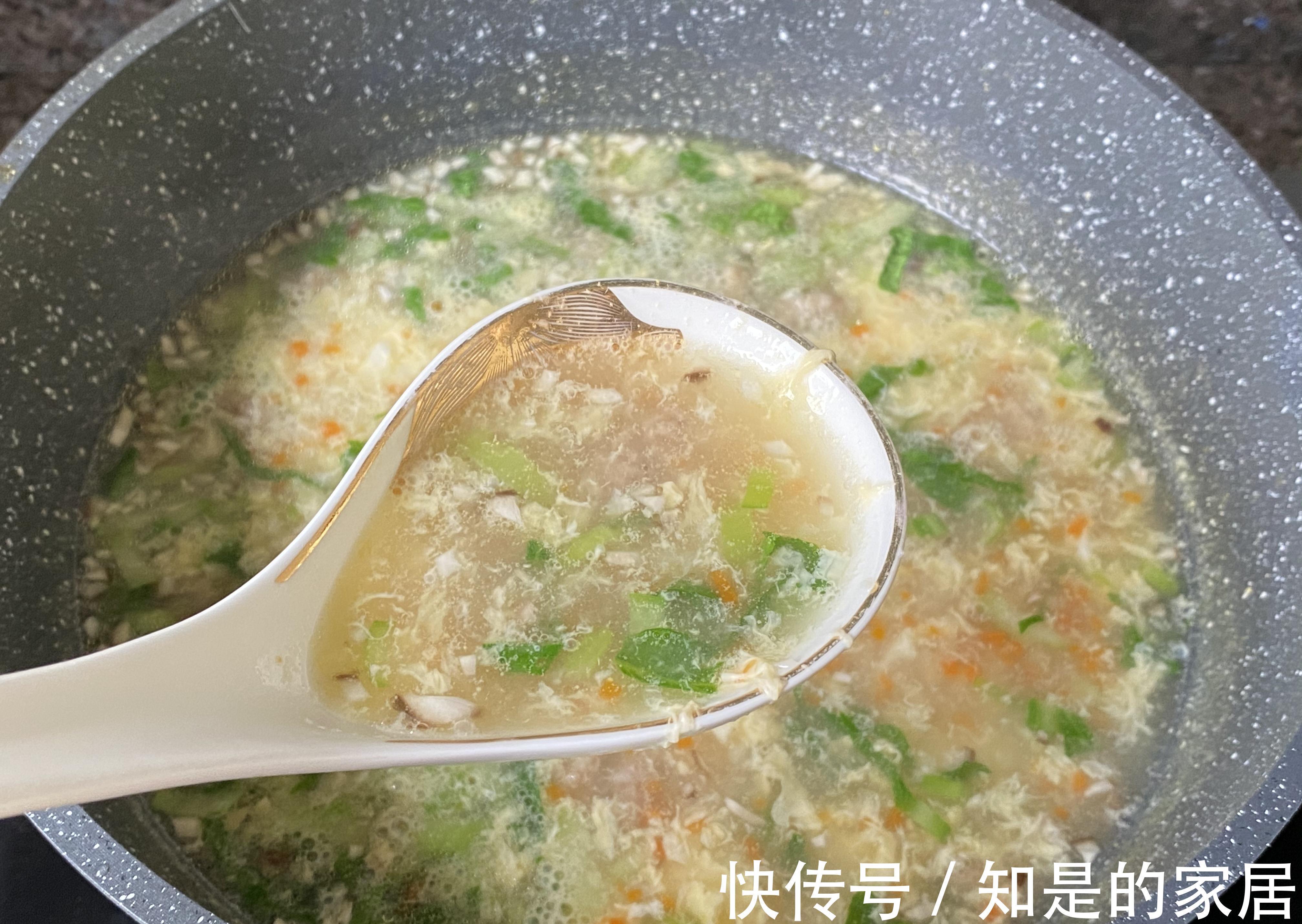 适合秋天喝的一道汤，营养全面易消化，滋补不上火，全家都爱喝