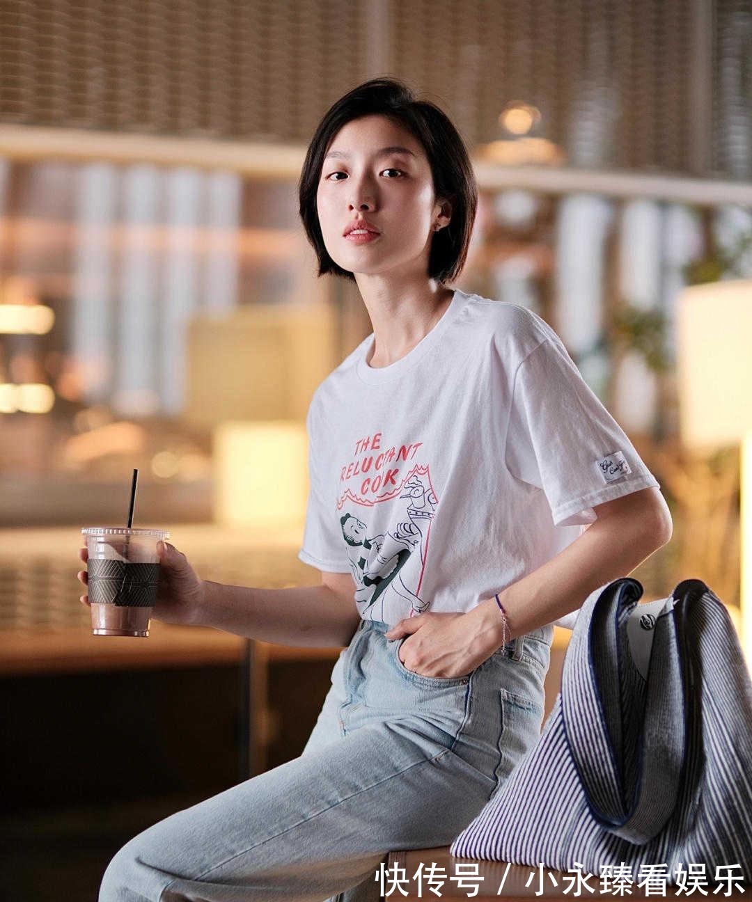 百搭|穿T恤觉得太普通了？可能是没选对款式，这些T恤百搭时髦不挑人