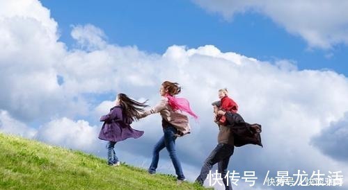 哈佛女校长|哈佛女校长:多带孩子出去走走,孩子未来的格局和眼界就会不一般