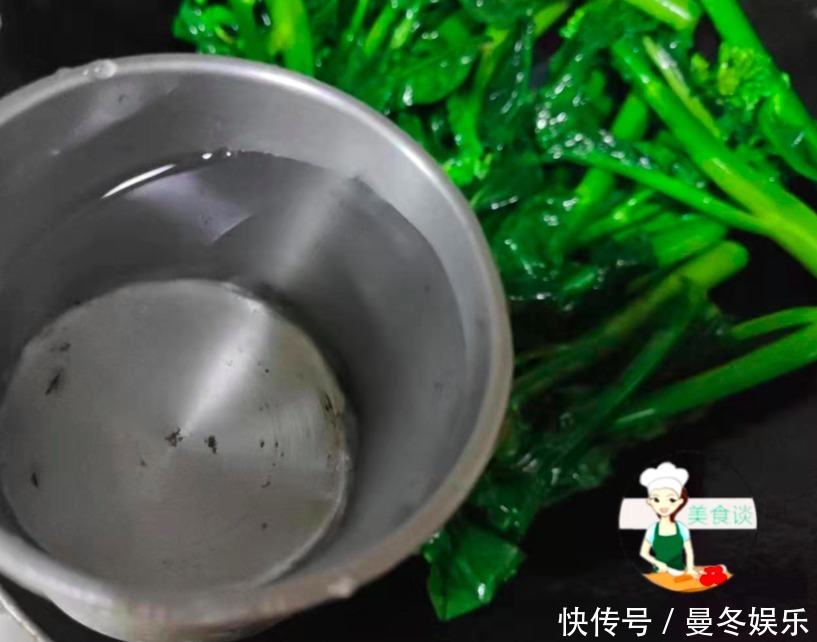 早春此菜要多吃，清香脆嫩，常吃还清肠、解油腻，做法简单又营养