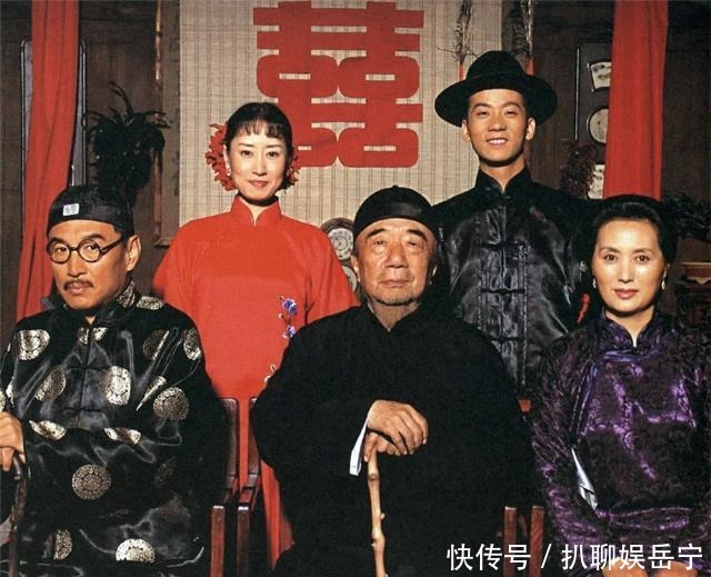 中国|作家余华:被誉为中国的查尔斯·狄更斯,《活着》展现生命的坚强