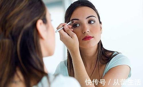 身体衰老|女性开始衰老时,可能会有四种变化,若一个不占,说明你还很年轻