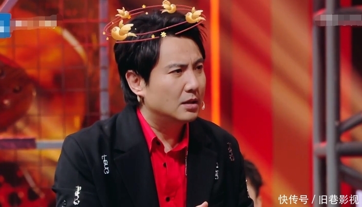 沈腾玩游戏被狂滋水,汪峰沈涛当场大笑,关晓彤的举动却好暖