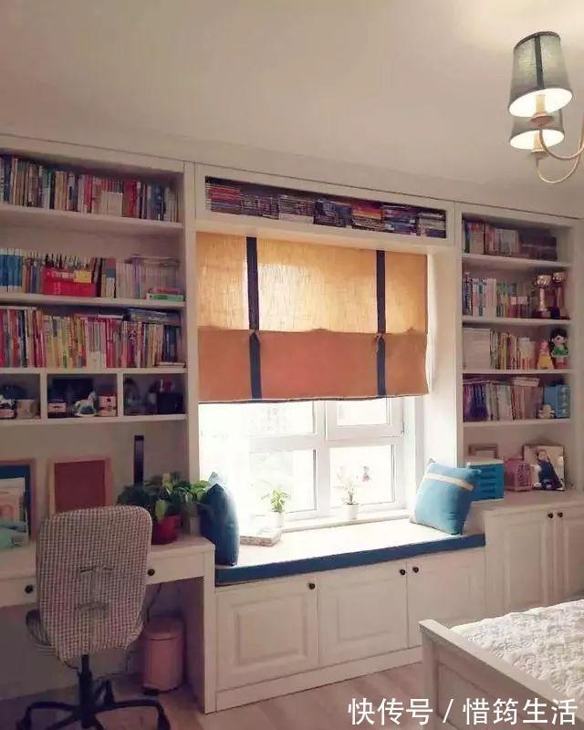 飘窗|卧室飘窗别再浪费了,现在流行这样装,能顶上一个大衣柜