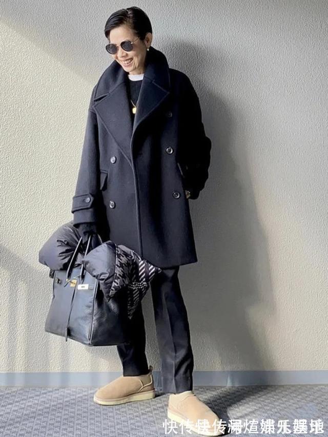 牛仔裤 身高153,年龄58岁又怎样?她靠利落穿搭圈粉无数,好会穿