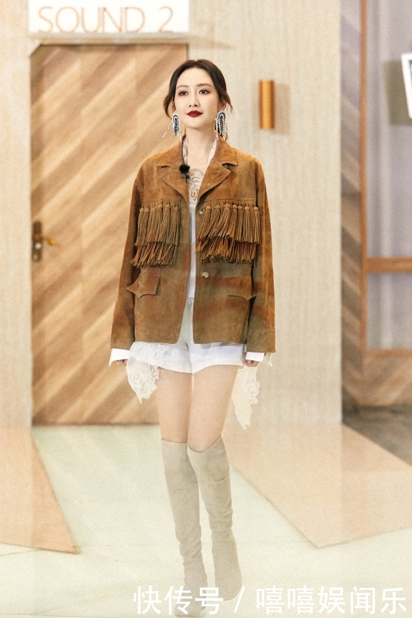 帅气|冬天想要露腿又怕冷一双过膝长靴帮到你,造型更显帅气