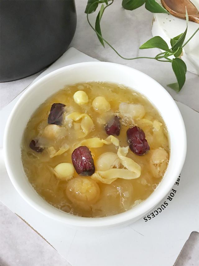 红枣|女人的天然补品，双重胶原蛋白，每天喝一碗，滋润肌肤，老得慢