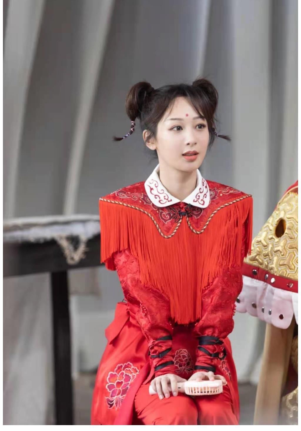 萌探中现孙红雷版唐僧,沙溢变身沙和尚,杨紫一袭红衣挑战红孩儿