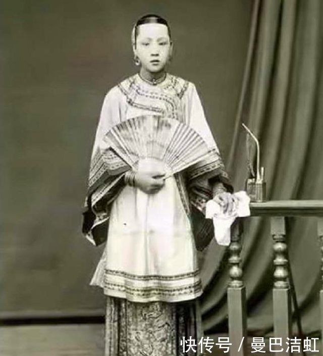 照片|7张晚清照片:女子秀色可餐,比影视剧里还美,最后一张看懵了!