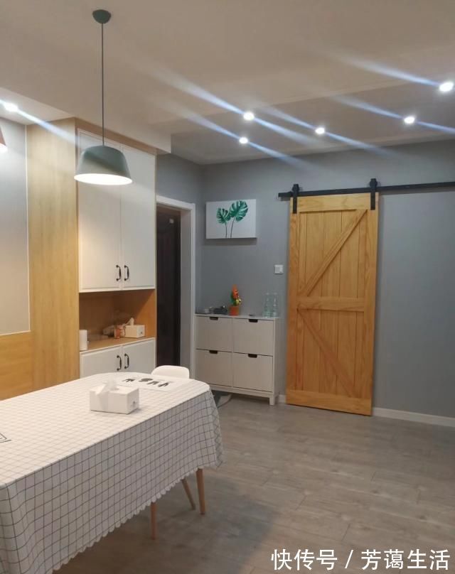 装修|墙面用乳胶漆还是墙布好,今天终于明白了,还好不算晚!