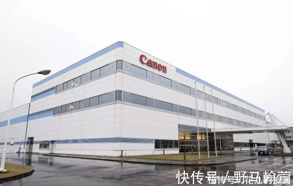c世界最强企业仅300员工却垄断全球,一台机器8亿但要等2年