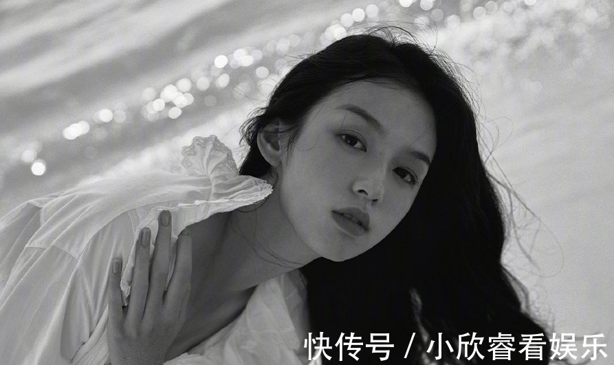 周也|《山河令》周也转型变“禁欲女”，穿的清纯，但却感觉“熟透了”