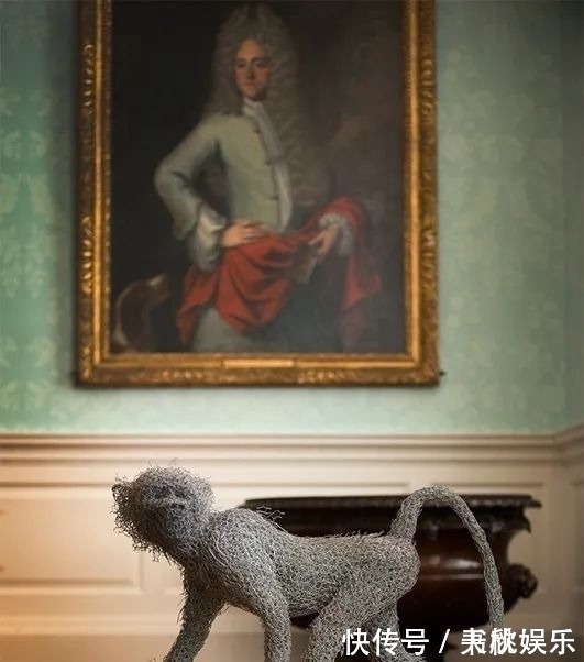 铁丝&她用镀锌铁丝,创作栩栩如生的动物雕塑,逼真程度令人惊讶