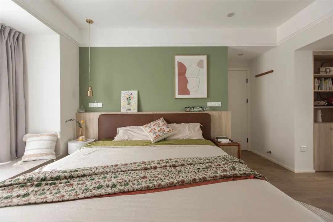 文艺|135㎡现代简约,温馨舒适的空间,加上草绿色的点缀,文艺舒适