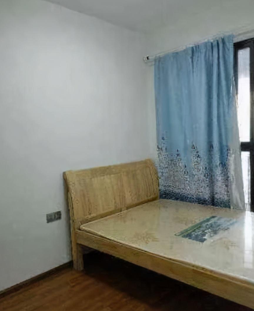 沙发|婆婆抠出新境界，5万装修婚房还带家电，如此寒酸真让人不想嫁了