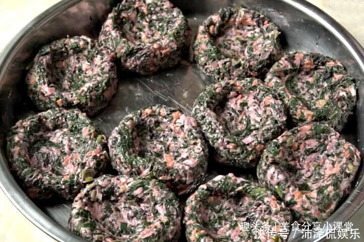 毛钱|夏天,遇到这菜我必买10斤,5毛钱一斤,锅中一蒸清淡营养还补钙