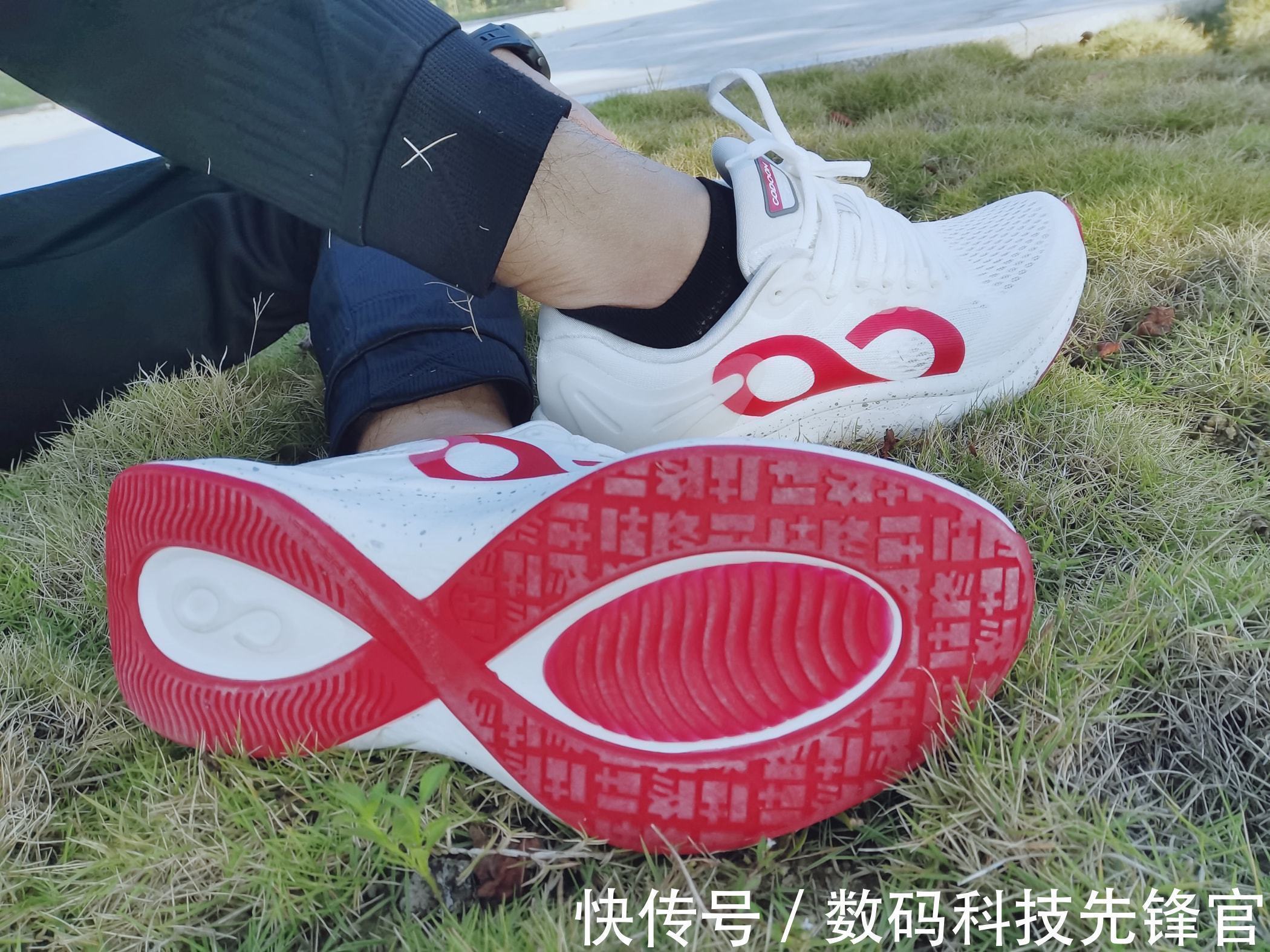 跑步 大胆尝试,咕咚逐日21K厚底跑鞋,加倍弹力爆发确实香