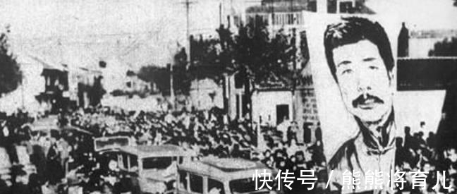 叶灵凤!鲁迅从未骂过蒋介石,鲁迅去世后,蒋介石送挽联,六字评价其一生