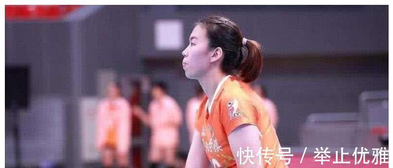王娜|中国女排新星陨落,曾被拿来和李盈莹比较,如今23岁便早早退役