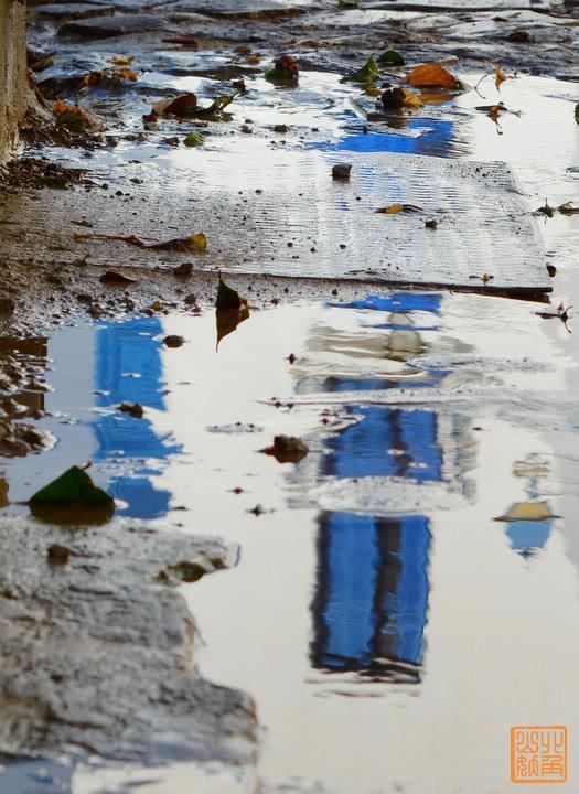 春雪|非洲最梦幻蓝白小镇,在草席咖啡馆抽水烟喝甜茶,这里的惬意不输圣托里尼
