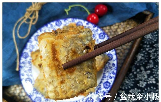外婆用了30年的炸带鱼方法,5分钟上桌,外酥里嫩,不掉皮不粘