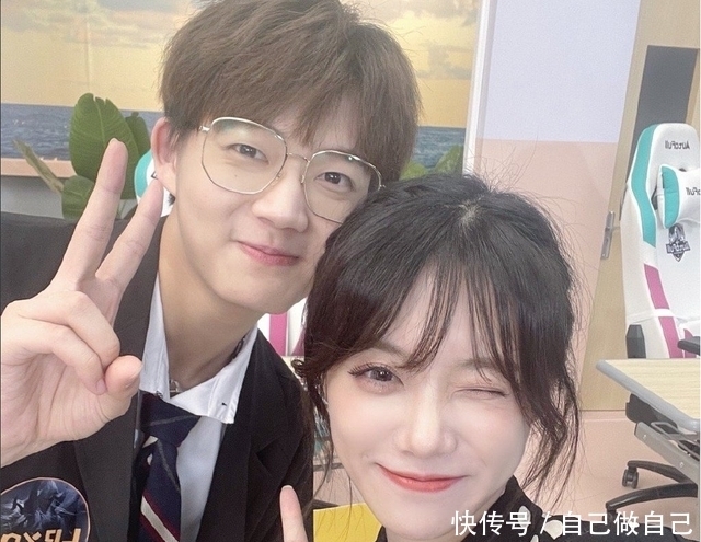 键盘 乐言录制键盘侠,看到嘉宾尴尬了,这不“苏”“Ning”嘛