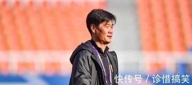 国足|李霄鹏选人或有变化，多名老将或重返国足，于汉超郜林在列！
