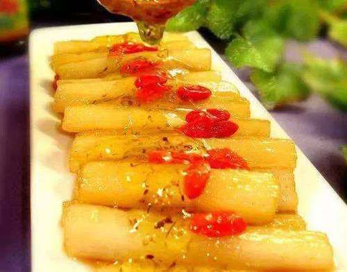  美食优选：蜜汁山药，凉拌麻辣豇豆，香辣排骨，五花肉炒腐竹的做法