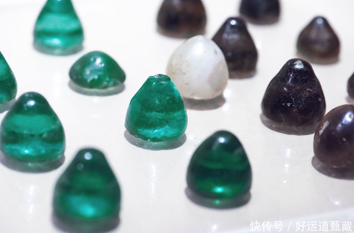 琉璃|古代琉璃彩泽光润踰於众玉,珍贵少见只有王家贵族能够用上