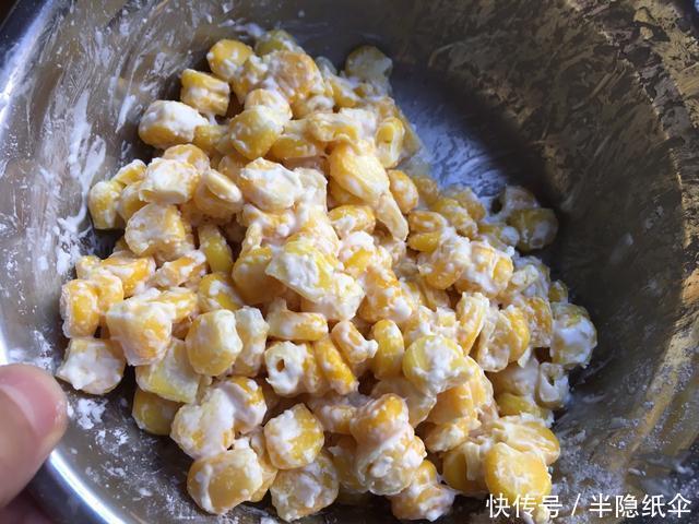 童年味道之老式甜脆玉米粒饼,吃到嘴里是美味,记在心里是回忆