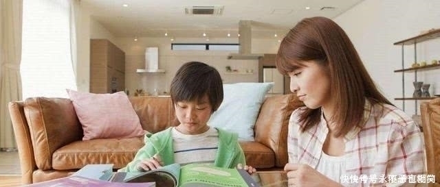 手办|亲戚手办被孙子弄坏,奶奶一堆破塑料而已听完价格后不吭声了