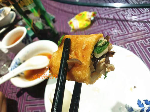 过年家庭聚会，上的全是标准鲁菜，亲戚：1880这一桌值了