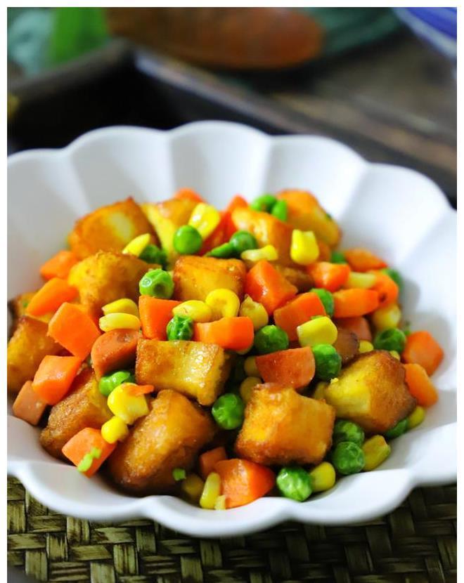 馒头|1个馒头2个鸡蛋,做成快手早餐,酥脆可口又营养,孩子最爱