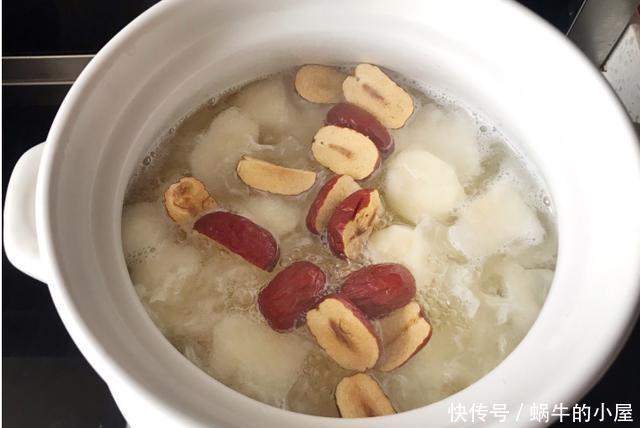 这菜,在市场碰见一买就是5斤,回家煲汤喝,滋润营养