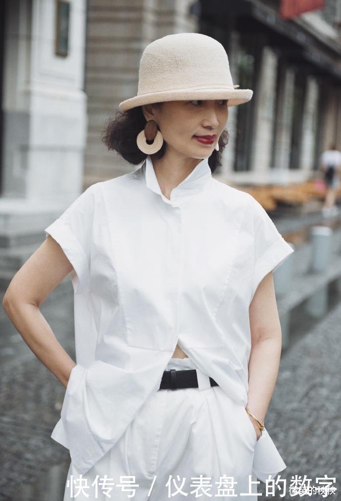 一穿阔腿裤就变“矮胖”57岁三木妈妈的“优雅搭配法”,值得学