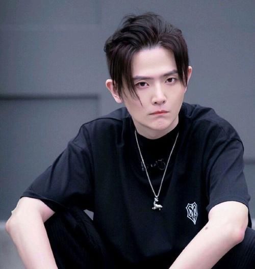 披荆斩棘的哥哥首轮淘汰名单曝光,3人遗憾出局,欧阳靖成意难平