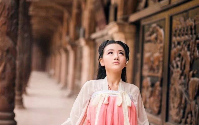 写下|唐朝才女6岁写下20字名诗,父亲看后勃然大怒,连夜令其出家