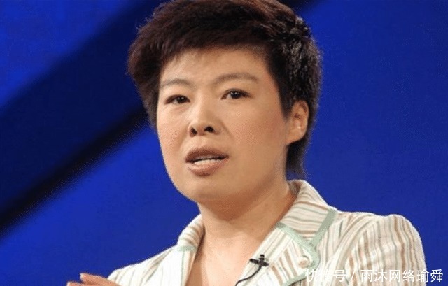 于丹近况,在她跌落神坛的日子里,老公默默