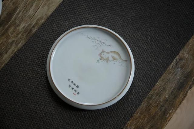 汝窑|月白汝窑干泡盘随时可以吸的喵星人,“吸猫”一族必入