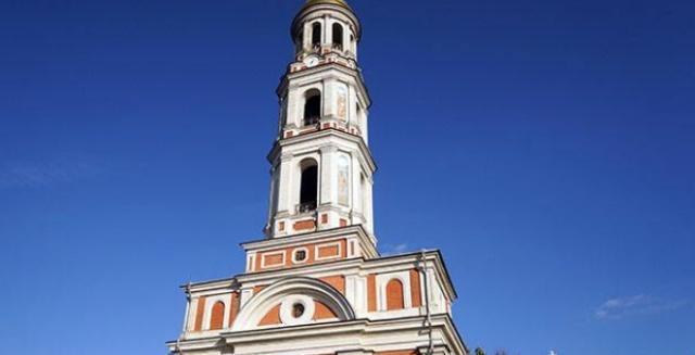 仅存|世界上仅存的苏维埃国家,翻版的小苏联,国旗国徽仍是镰刀锤头