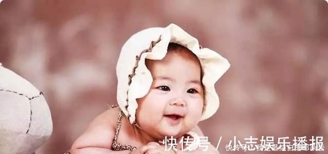 小宝宝|宝宝出生多久认识妈妈,有以下表现,说明娃已经从心里开始依赖你