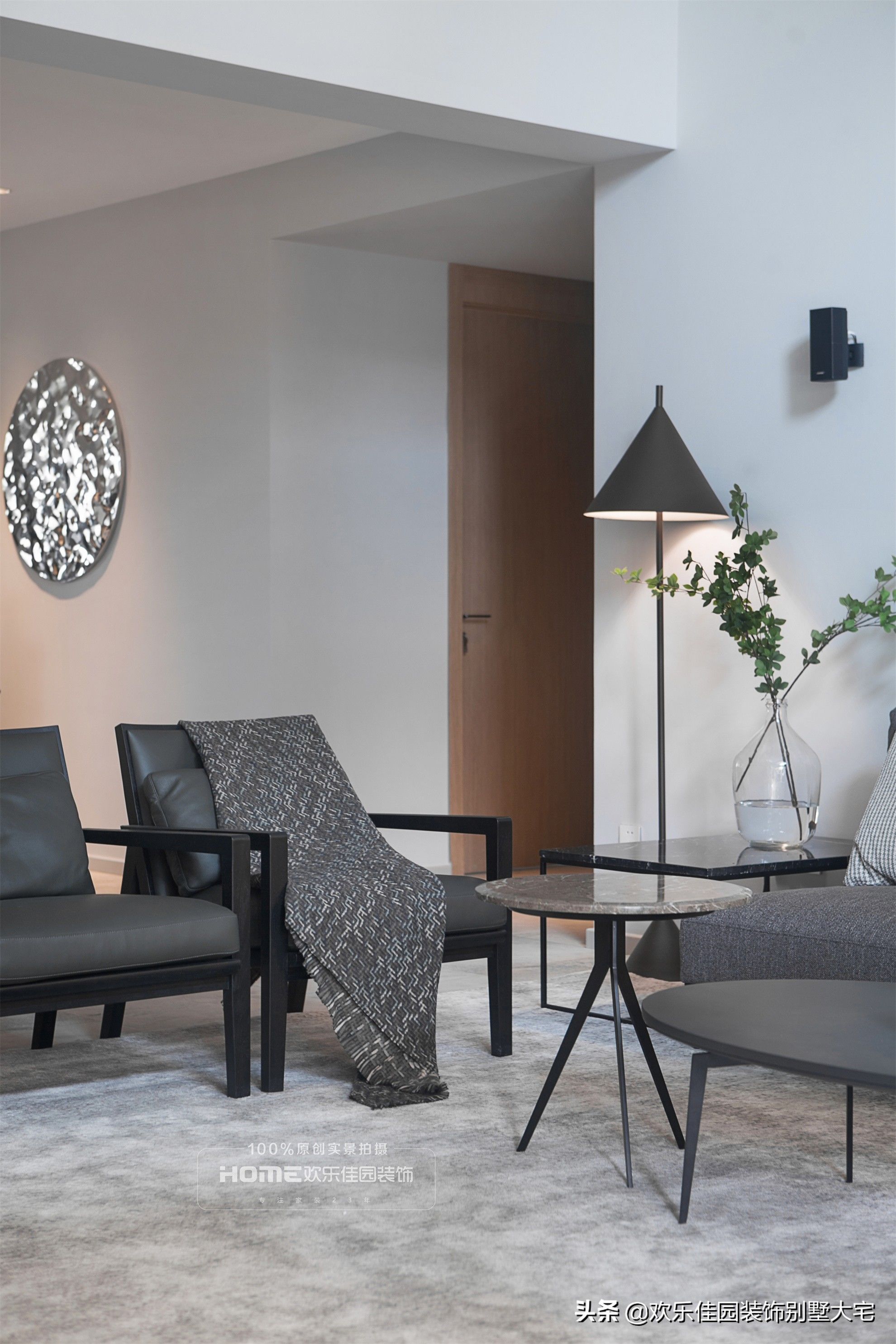 空间|300平现代简约复式，楼梯改造方案绝了