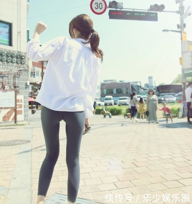 优雅 打底裤优雅高贵的气质，充满青春时尚