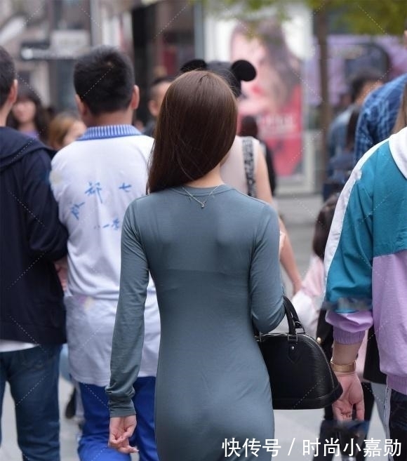 美观|连衣裙彰显着女神和崇高文雅的气质，美观又大方的裙型