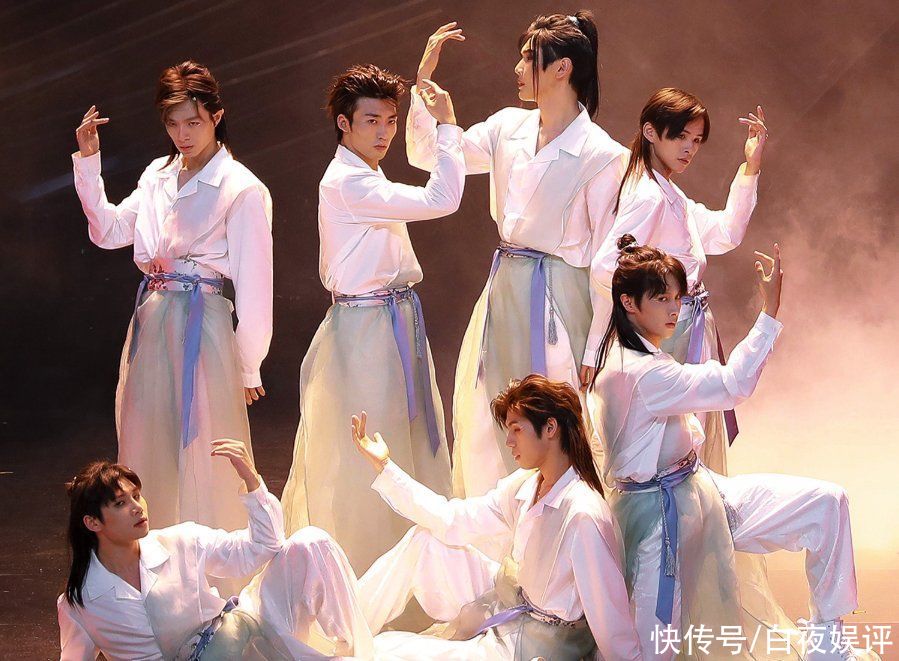 《青春有你3》助力榜更新，邓孝慈冲上第五，断层式第一名换了人