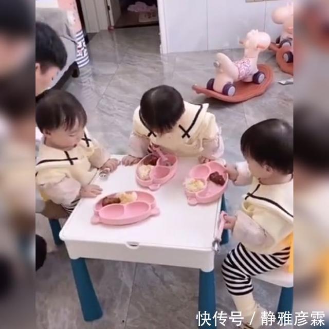 多胎|三胞胎宝宝排队“打饭”火了，网友爸爸的有序管理真的是很到位