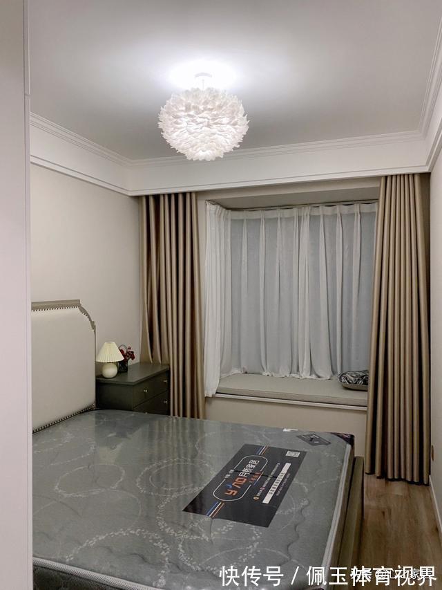 时尚|107㎡的家装风格选择了白色系，简单干净现代时尚，就是不耐脏